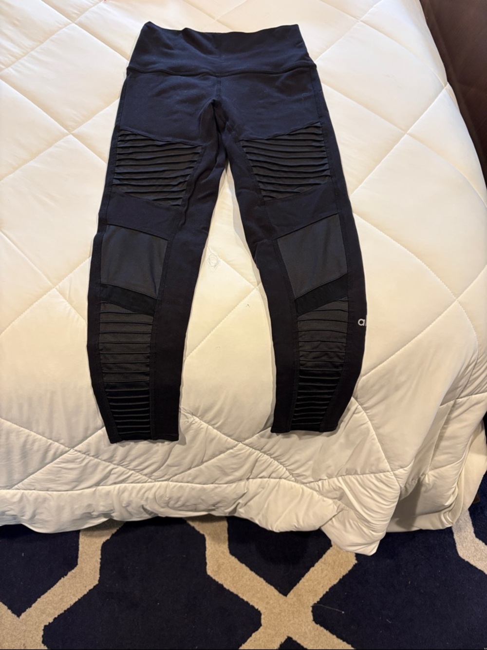 ALO Yoga Black Ribbed Mesh Leggings